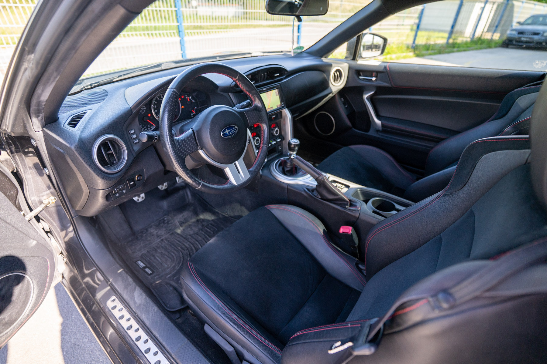 Subaru-BRZ-crn-062026-GAS-Auto-Uvoz-avtomobila-09